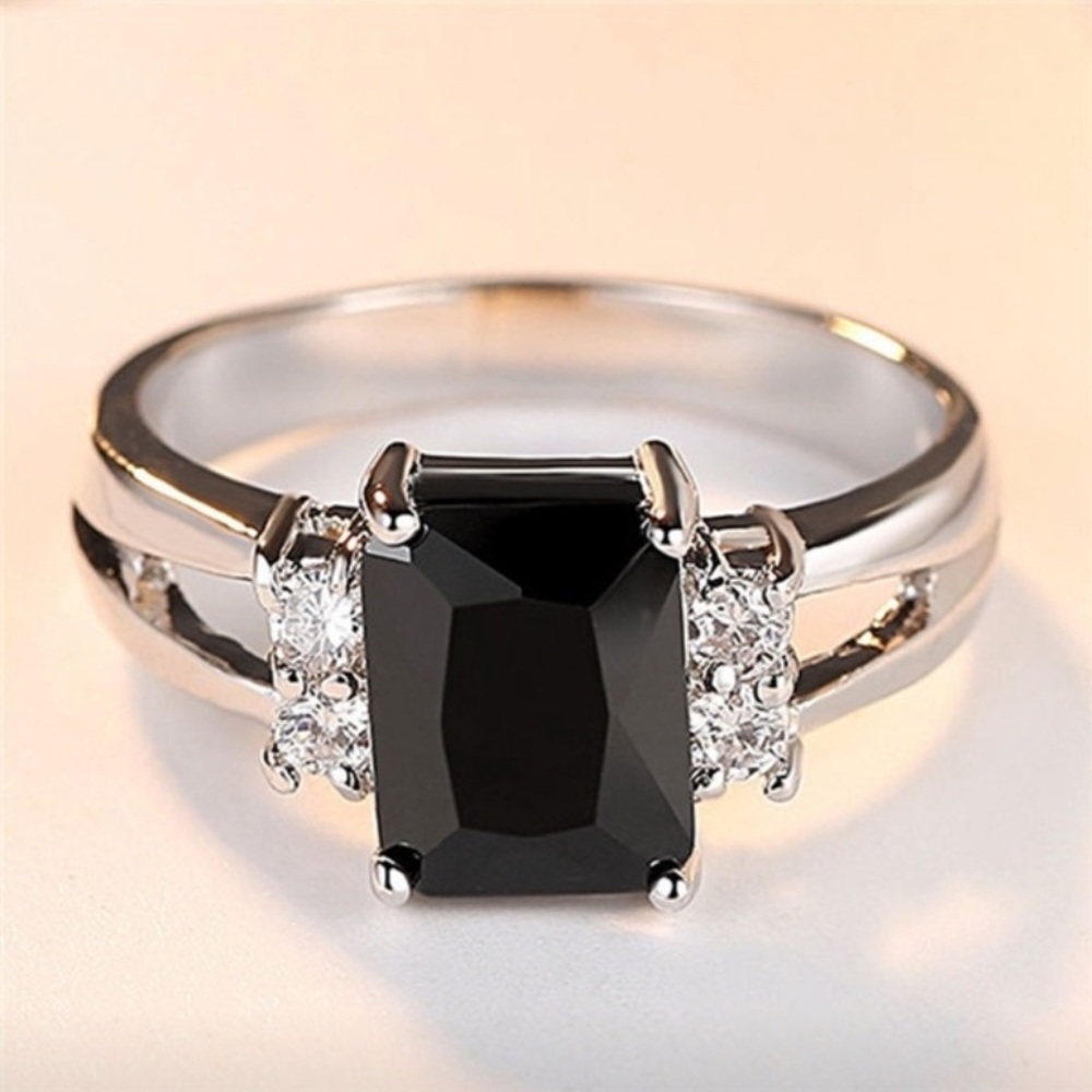 Black Gemstone Silver Ring